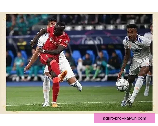 库尔图瓦本赛季拦截贡献数据持续提升，表现稳健引发关注