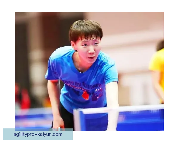 越南队阮进灵状态回暖，速度优势明显引发关注