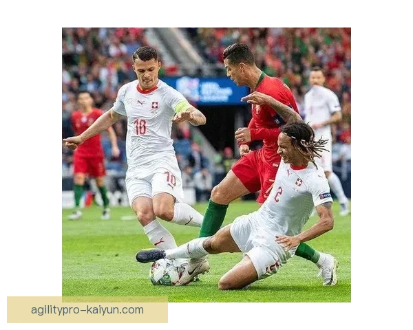 韦阿表现稳健，持续保持良好竞技状态，引发关注