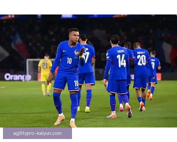 姆巴佩入选欧洲杯最佳阵容，表现稳健备受期待